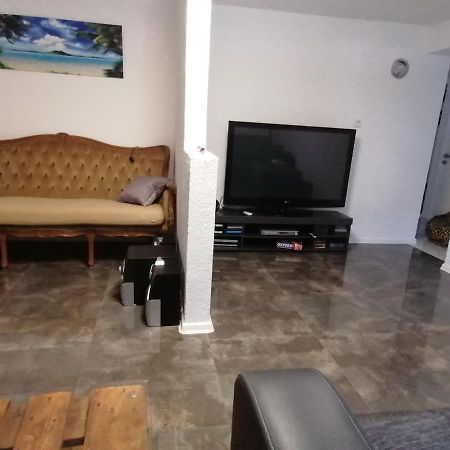 Schoene Einliegerwohnung In Hechingen Luaran gambar