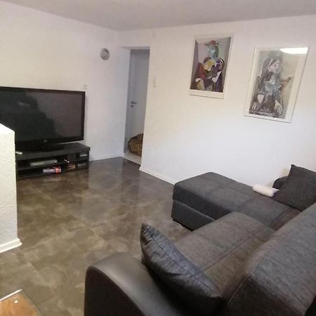 Schoene Einliegerwohnung In Hechingen Luaran gambar