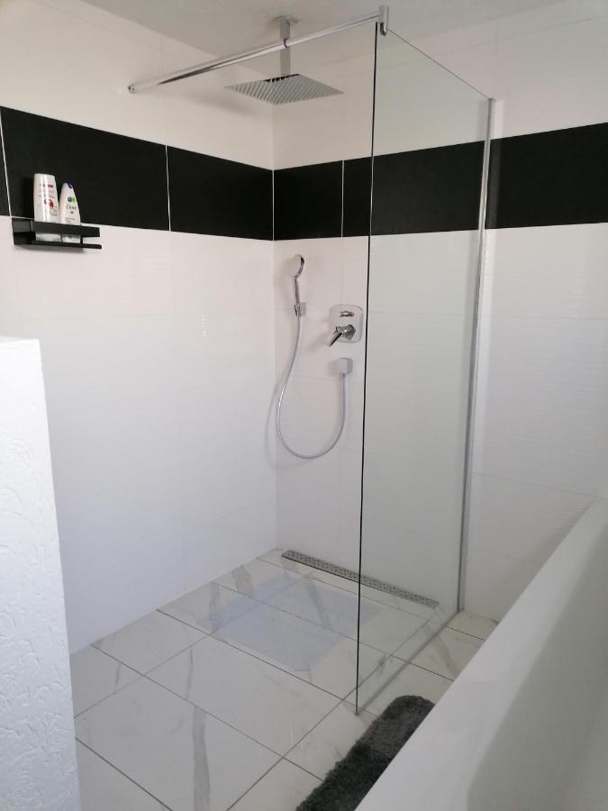 Schoene Einliegerwohnung In Hechingen Luaran gambar