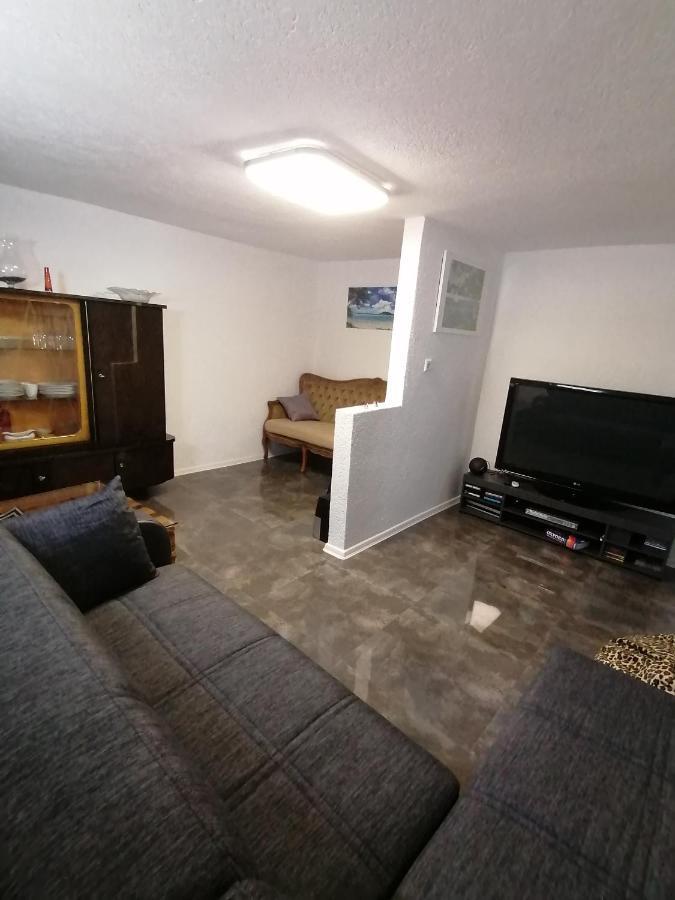 Schoene Einliegerwohnung In Hechingen Luaran gambar